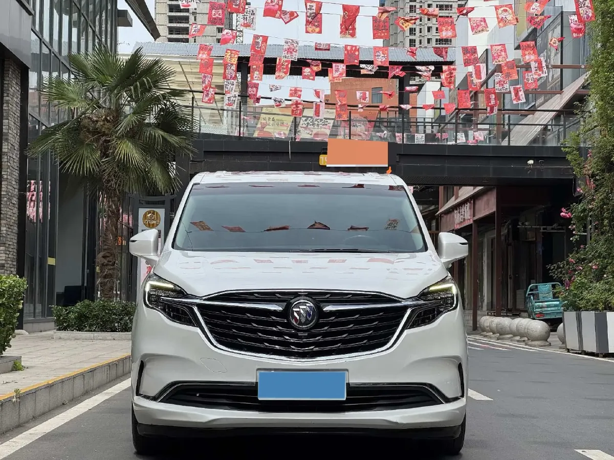 2022 Buick GL8 2.0T 237HP L4 9AT,autocango,china used car exporter,china ev exporter,chinese used car exporter,chinese used ev exporter