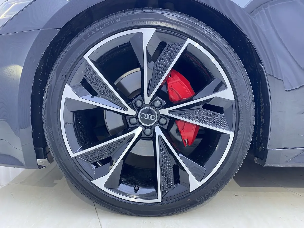 2021 Audi A7 2.0T 245HP L4 7DCT,autocango,china used car exporter,china ev exporter,chinese used car exporter,chinese used ev exporter