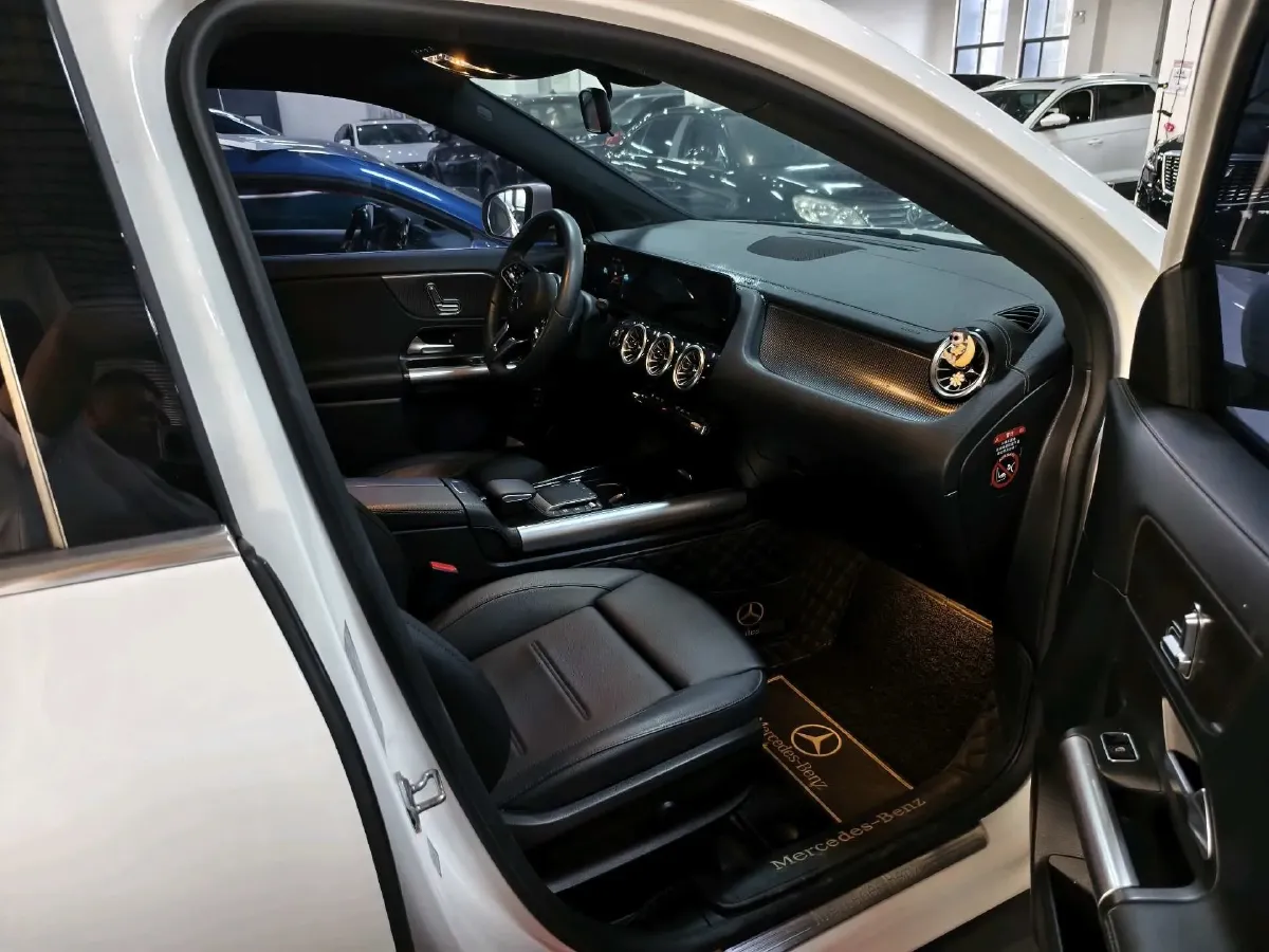 2020 Mercedes-Benz GLA Class 1.3T 163HP L4 7DCT,autocango,china used car exporter,china ev exporter,chinese used car exporter,chinese used ev exporter