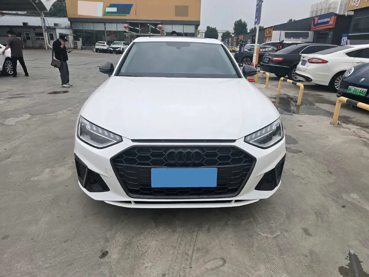 2020 Audi A4L 2.0T 190HP L4 7DCT,autocango,china used car exporter,china ev exporter,chinese used car exporter,chinese used ev exporter