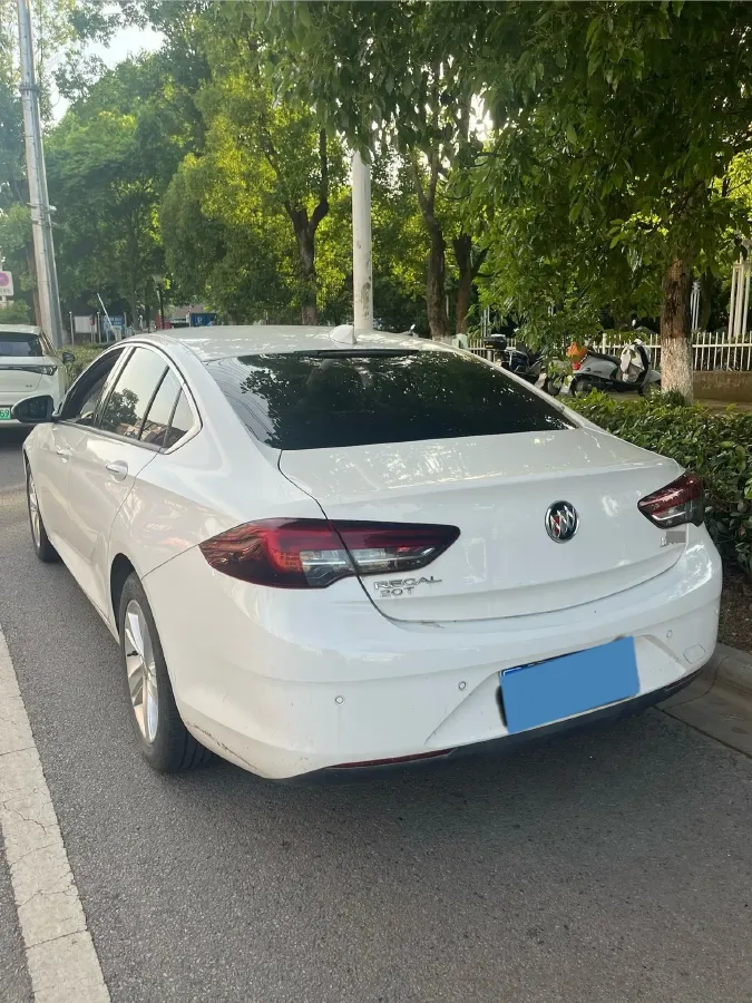 2019 Buick Regal 1.5T 170HP L4 9AT,autocango,china used car exporter,china ev exporter,chinese used car exporter,chinese used ev exporter