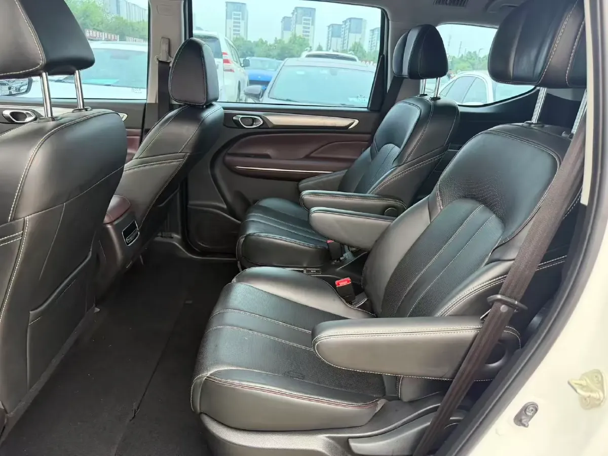 2023 GAC Trumpchi M6 1.5T 177HP L4 7DCT,autocango,china used car exporter,china ev exporter,chinese used car exporter,chinese used ev exporter