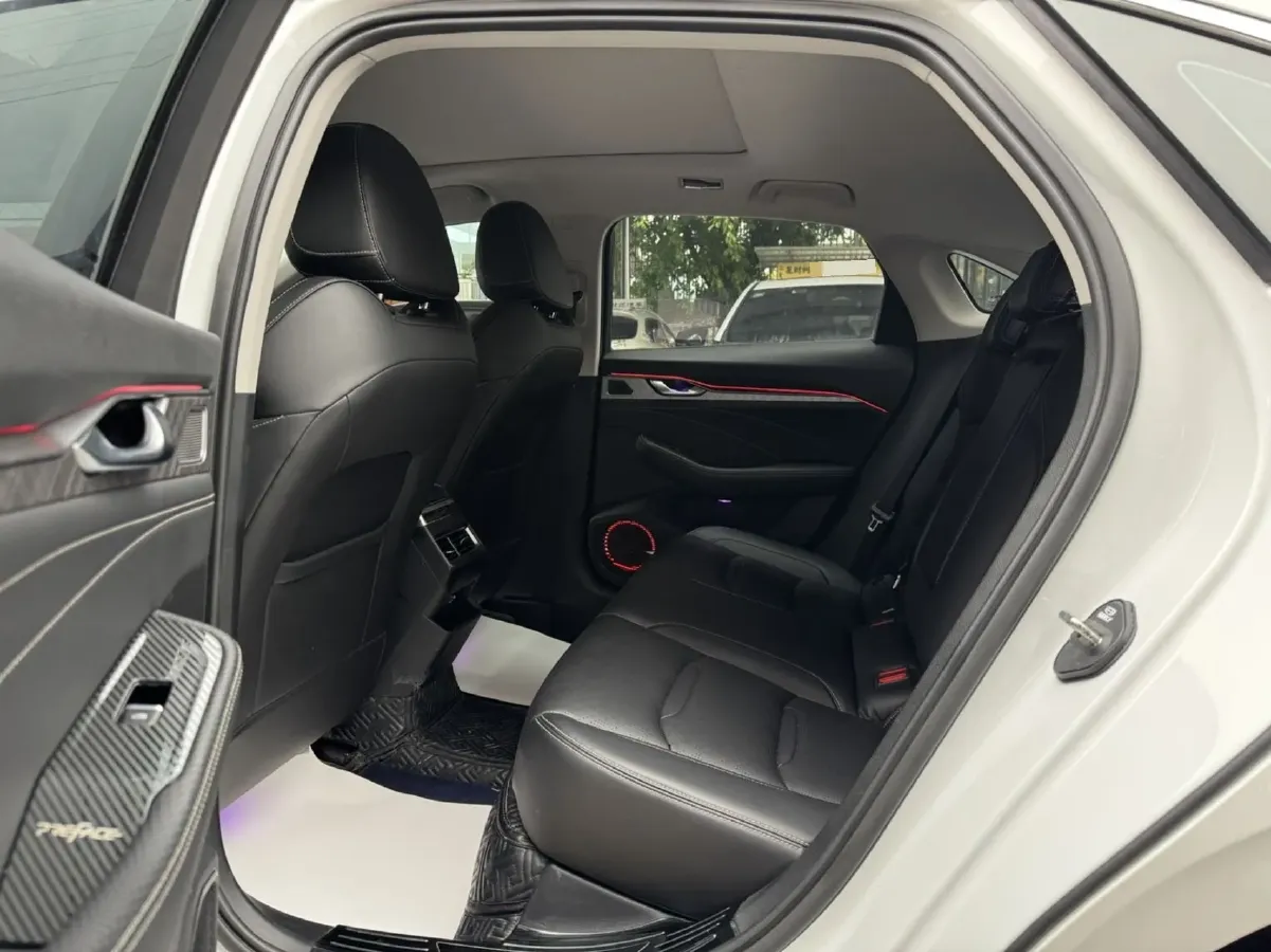 2020 Geely Binray 1.0T 133HP L3 6DCT,autocango,china used car exporter,china ev exporter,chinese used car exporter,chinese used ev exporter
