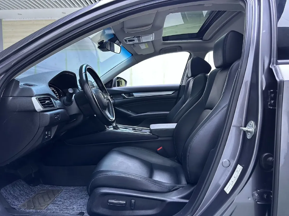2021 Honda Accord 1.5T 194HP L4 CVT,autocango,china used car exporter,china ev exporter,chinese used car exporter,chinese used ev exporter