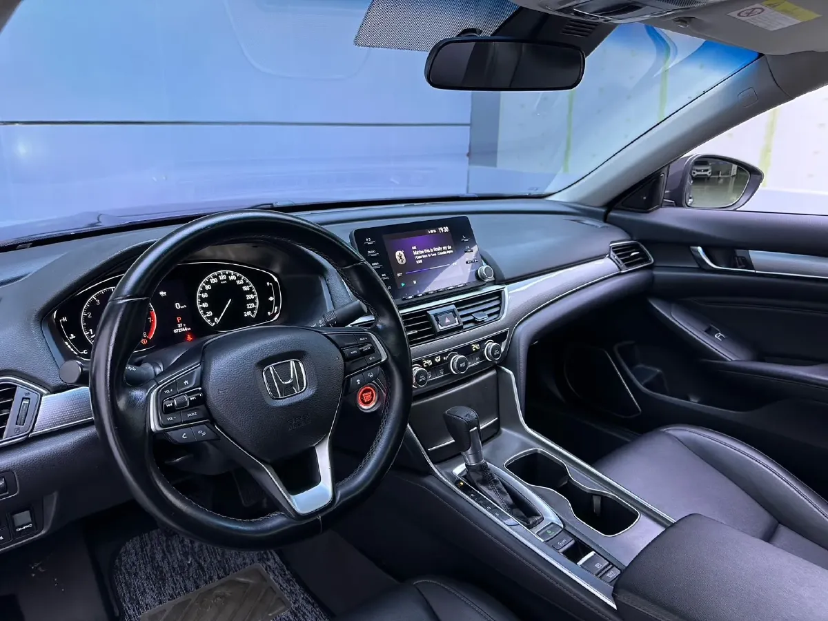 2021 Honda Accord 1.5T 194HP L4 CVT,autocango,china used car exporter,china ev exporter,chinese used car exporter,chinese used ev exporter