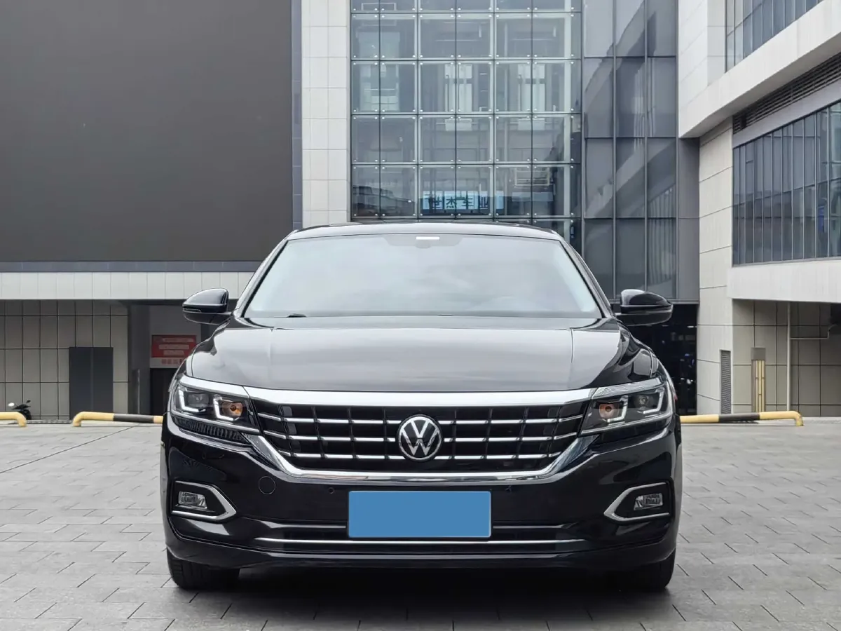 2019 Skoda Kodiak 2.0T 186HP L4 7DCT,autocango,china used car exporter,china ev exporter,chinese used car exporter,chinese used ev exporter