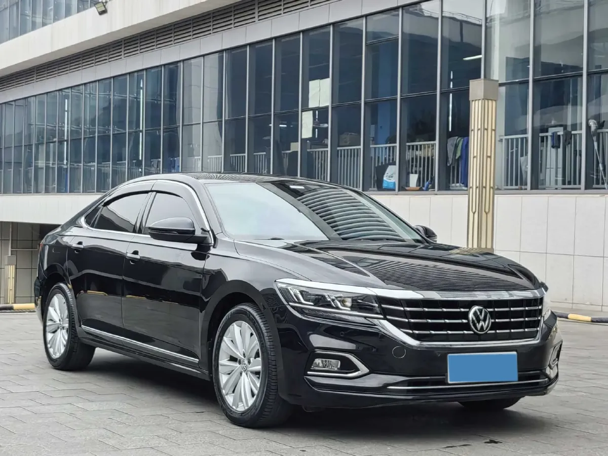 2019 Skoda Kodiak 2.0T 186HP L4 7DCT,autocango,china used car exporter,china ev exporter,chinese used car exporter,chinese used ev exporter