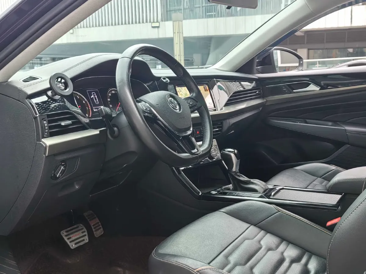 2019 Skoda Kodiak 2.0T 186HP L4 7DCT,autocango,china used car exporter,china ev exporter,chinese used car exporter,chinese used ev exporter