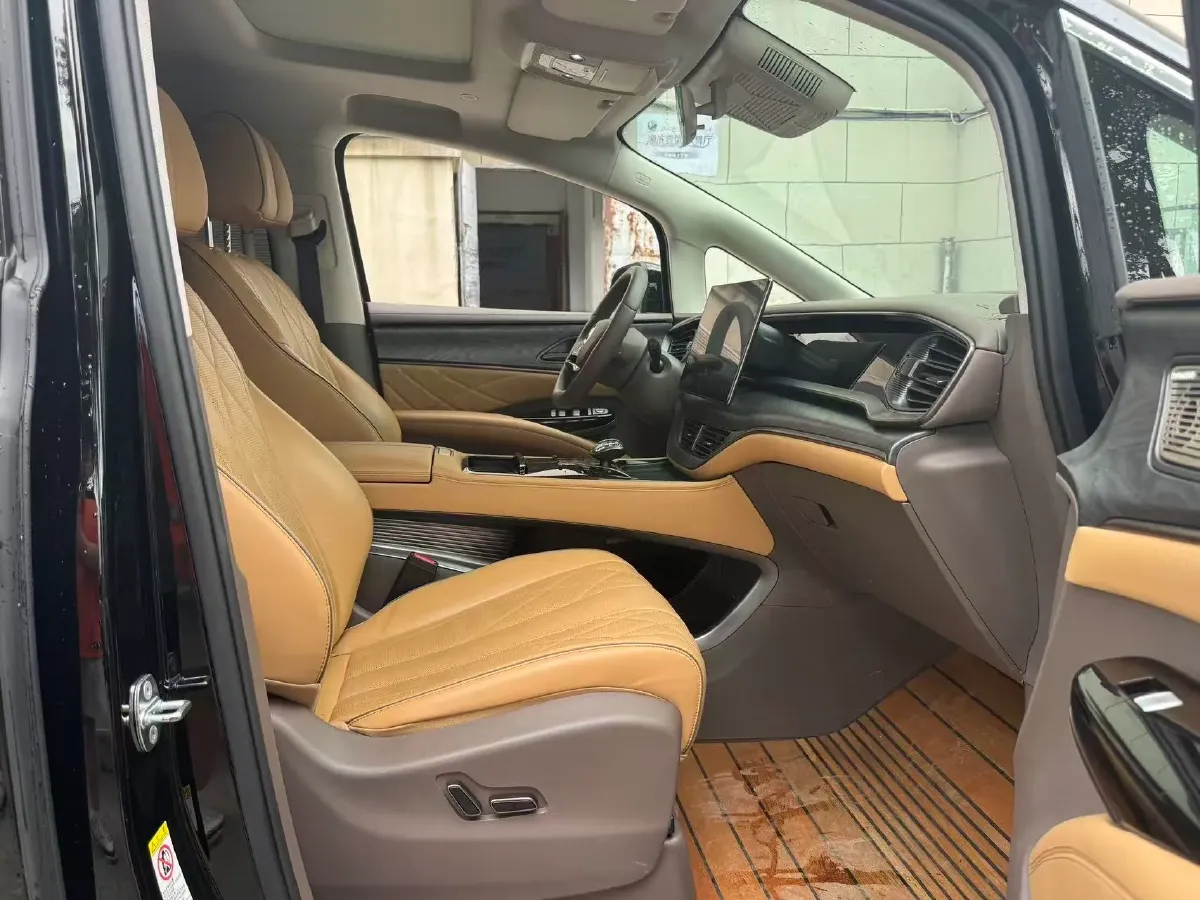 2023 Denza D9 1.5T 139HP L4 E-CVT PHEV 20.39KWH,autocango,china used car exporter,china ev exporter,chinese used car exporter,chinese used ev exporter