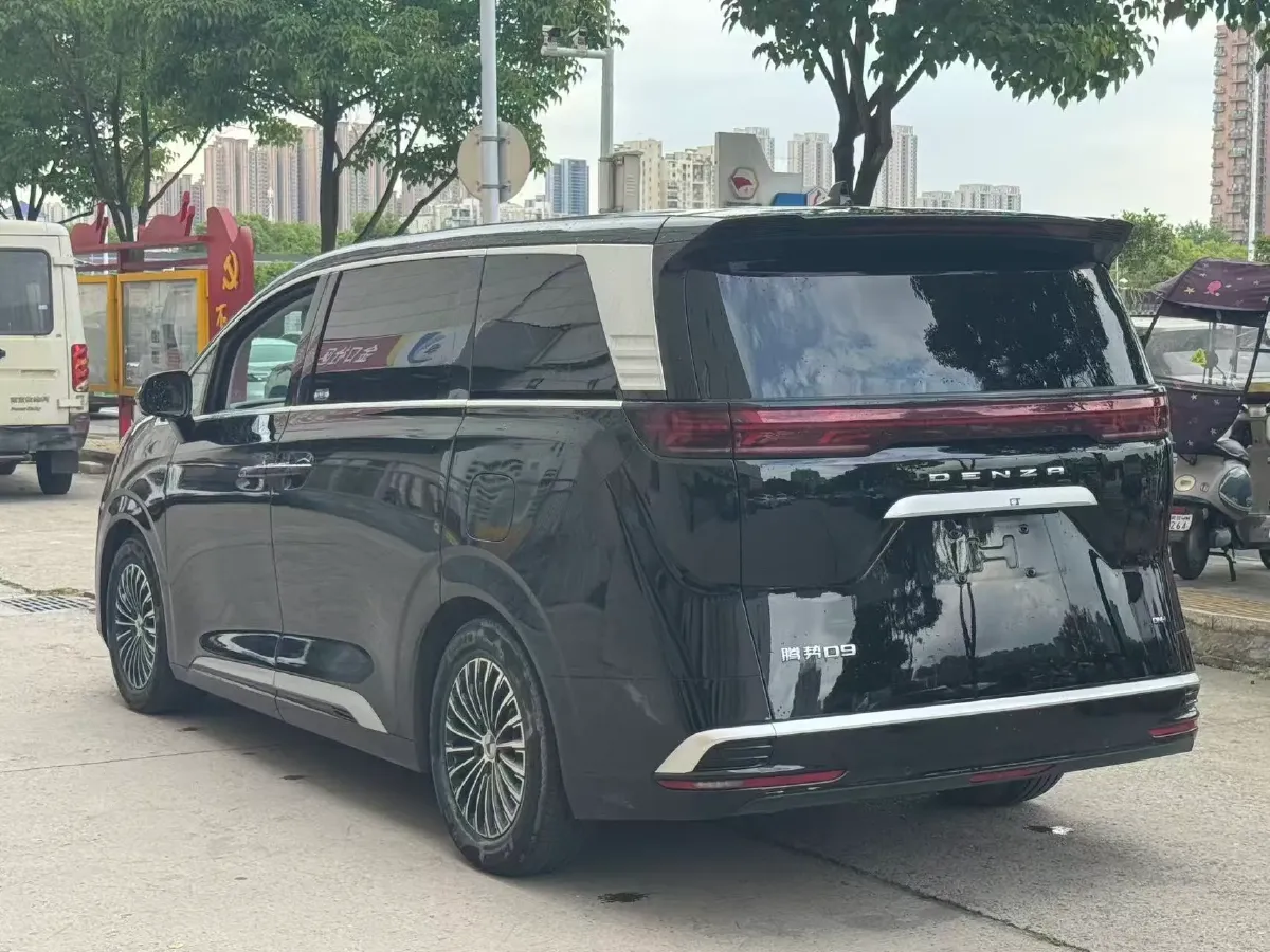 2023 Denza D9 1.5T 139HP L4 E-CVT PHEV 20.39KWH,autocango,china used car exporter,china ev exporter,chinese used car exporter,chinese used ev exporter