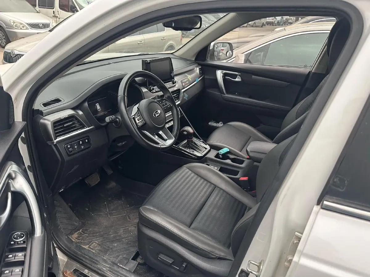 2018 Kia Sportage R 2.0L 160HP L4 6AT,autocango,china used car exporter,china ev exporter,chinese used car exporter,chinese used ev exporter