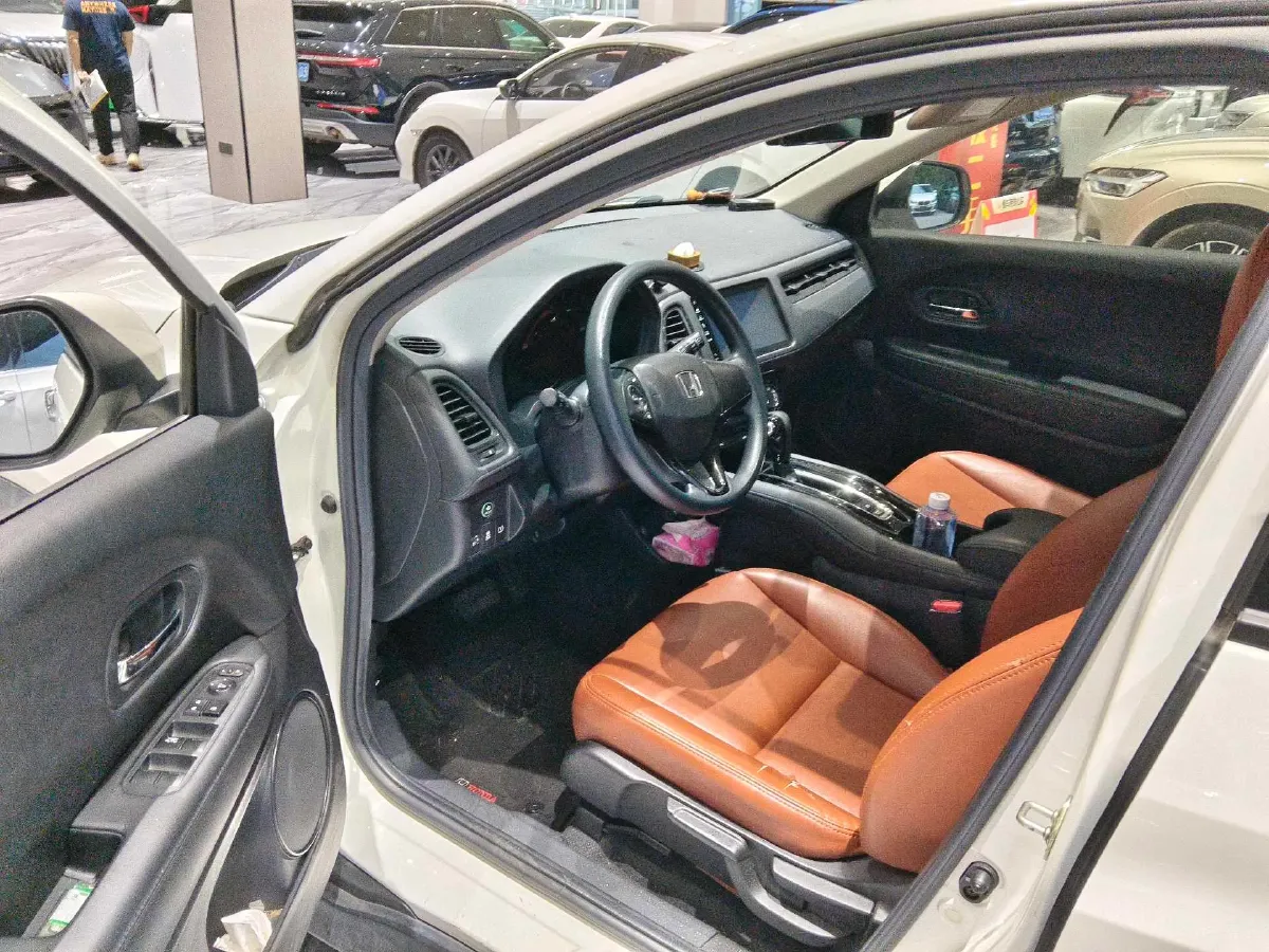 2020 Honda Vezel 1.5L 131HP L4 CVT,autocango,china used car exporter,china ev exporter,chinese used car exporter,chinese used ev exporter