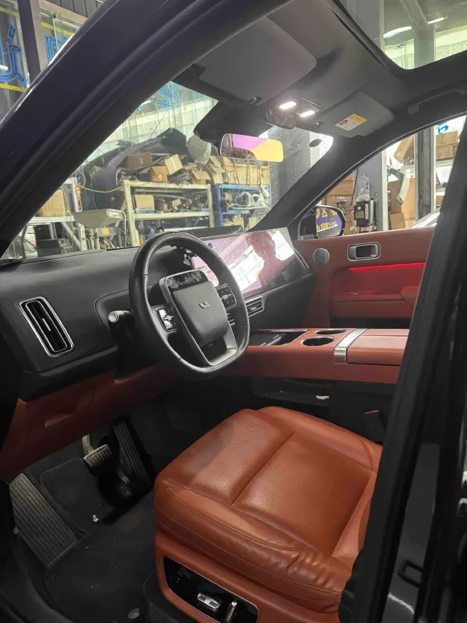2023 Li L8 Range Extended 154HP REEV 40.9KWH,autocango,china used car exporter,china ev exporter,chinese used car exporter,chinese used ev exporter