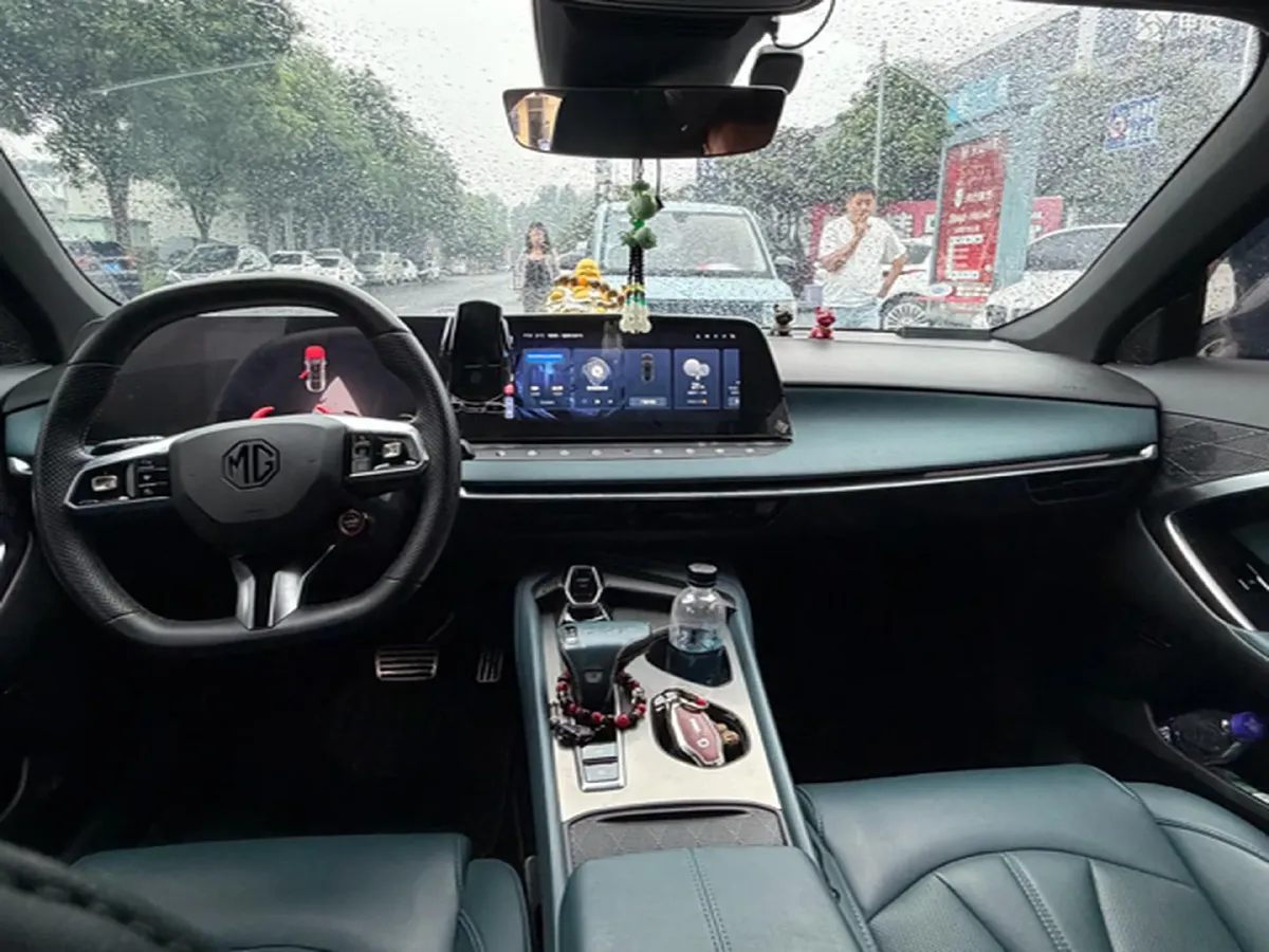 2023 MG 7 1.5T 188HP L4 7DCT,autocango,china used car exporter,china ev exporter,chinese used car exporter,chinese used ev exporter
