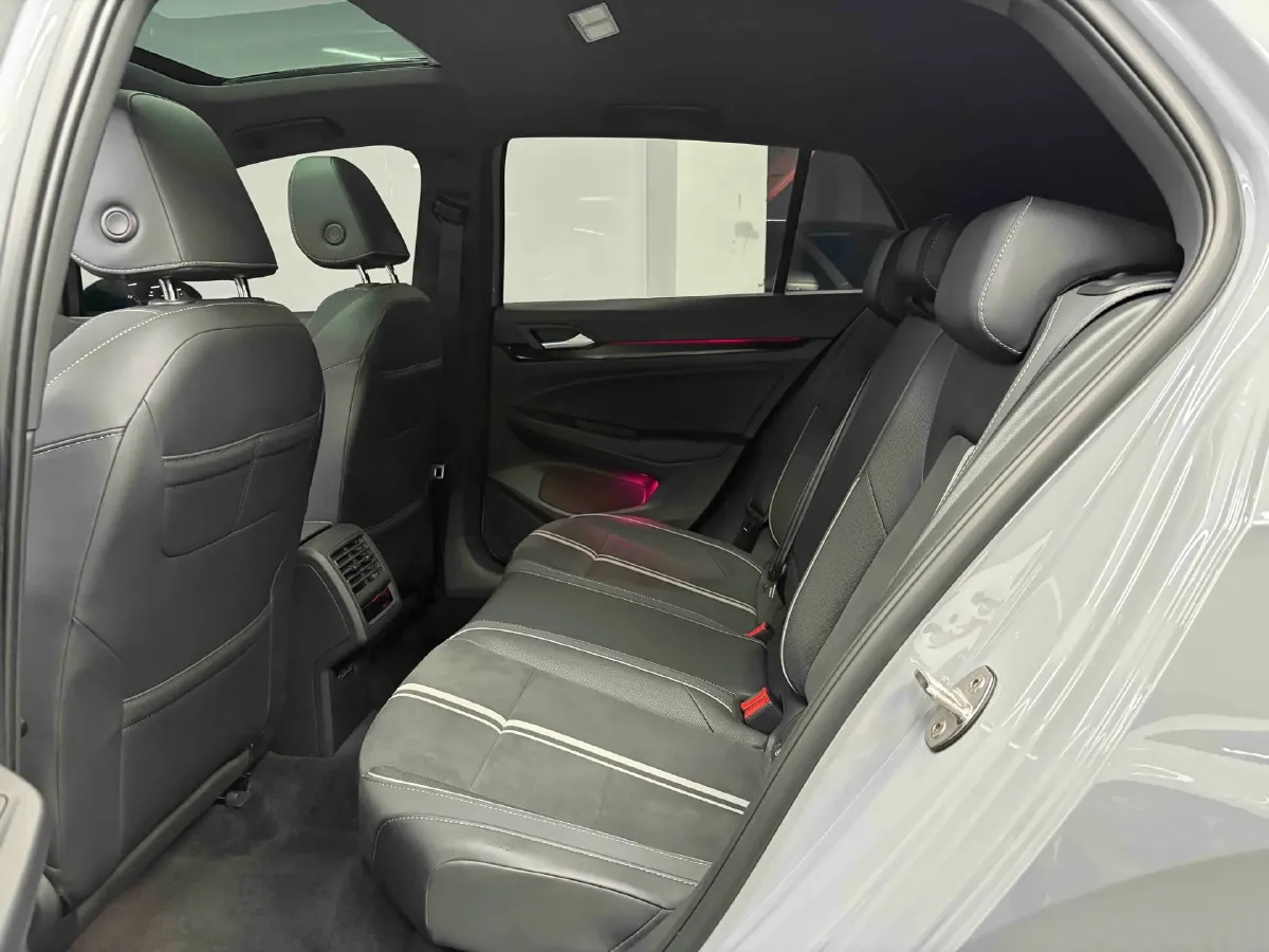 2021 Volkswagen Golf 1.4T 150HP L4 7DCT,autocango,china used car exporter,china ev exporter,chinese used car exporter,chinese used ev exporter