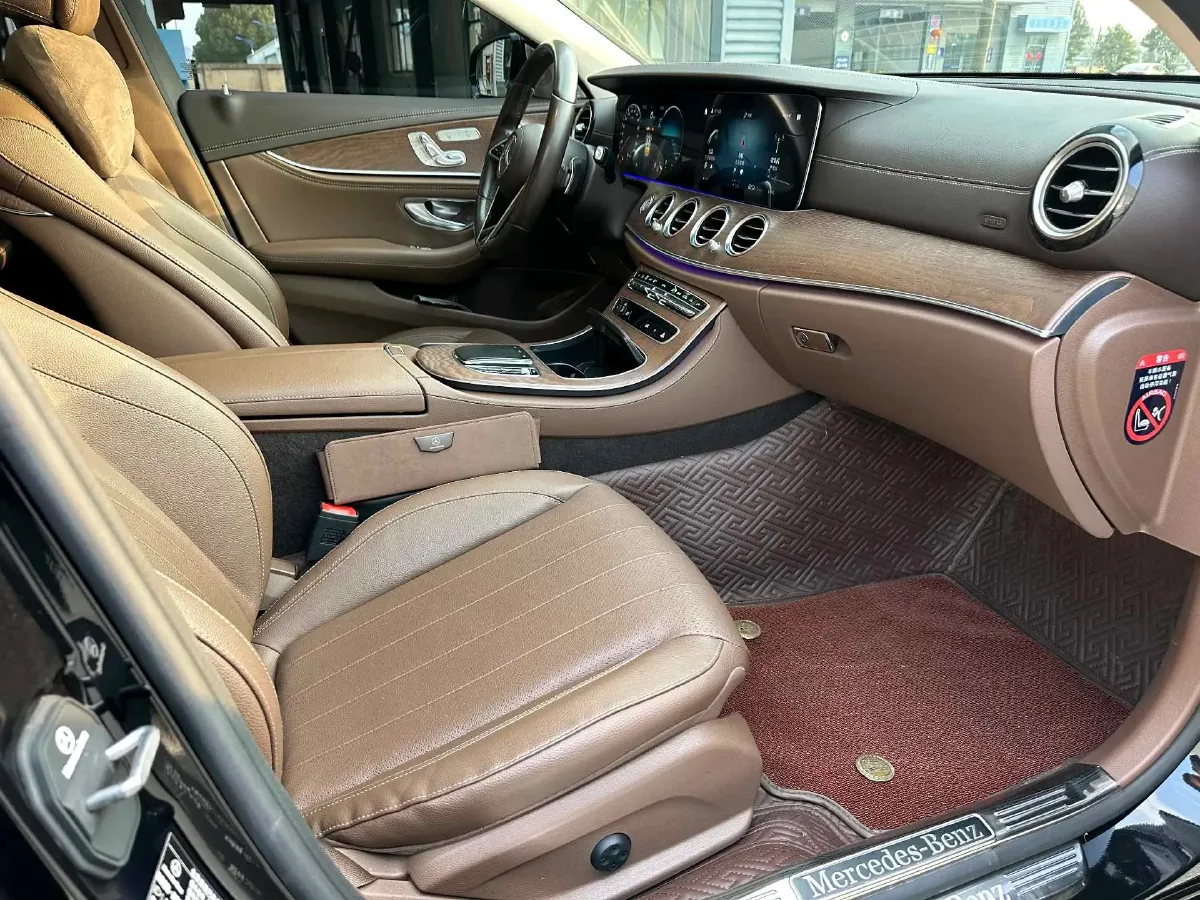 2022 Mercedes-Benz GLC Class 2.0T 258HP L4 9AT,autocango,china used car exporter,china ev exporter,chinese used car exporter,chinese used ev exporter