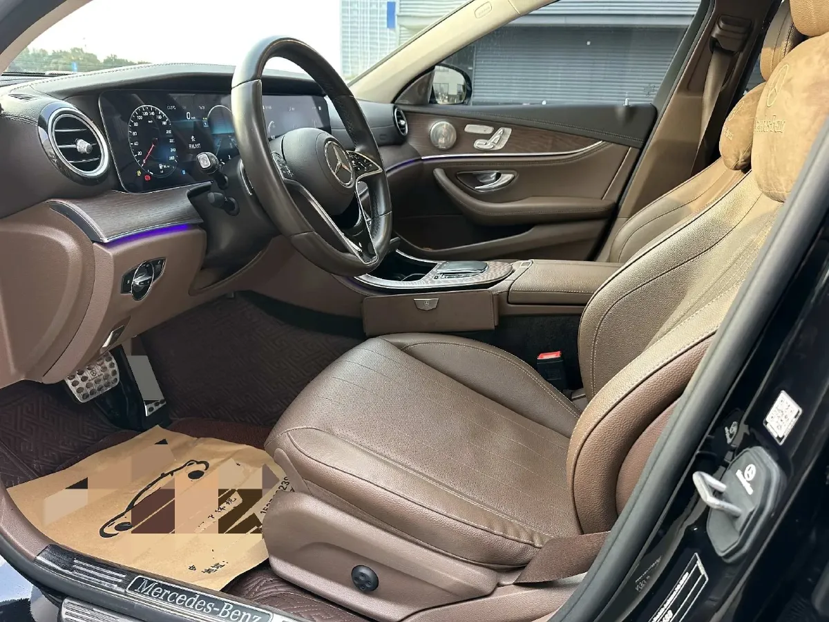 2022 Mercedes-Benz GLC Class 2.0T 258HP L4 9AT,autocango,china used car exporter,china ev exporter,chinese used car exporter,chinese used ev exporter