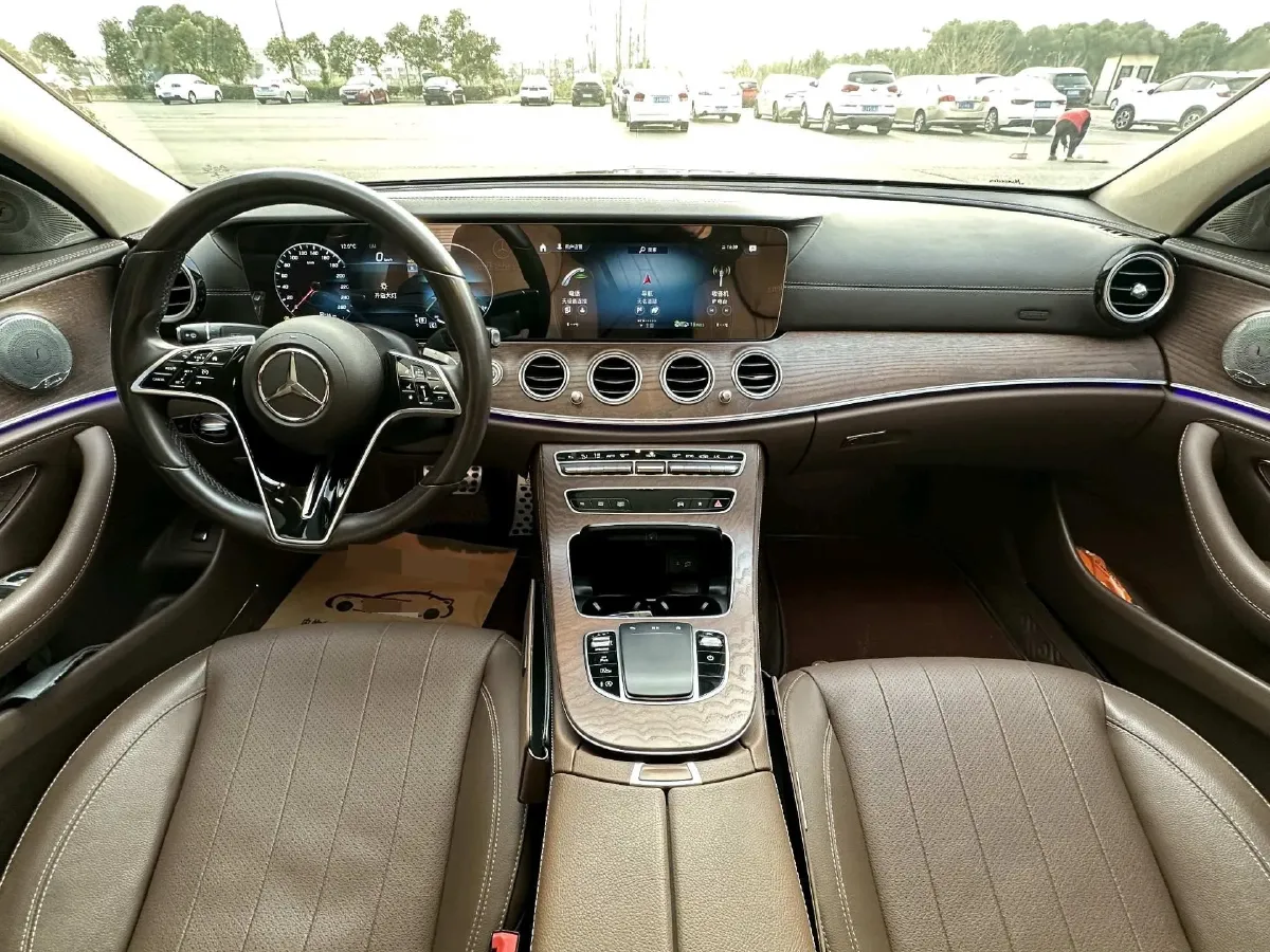 2022 Mercedes-Benz GLC Class 2.0T 258HP L4 9AT,autocango,china used car exporter,china ev exporter,chinese used car exporter,chinese used ev exporter