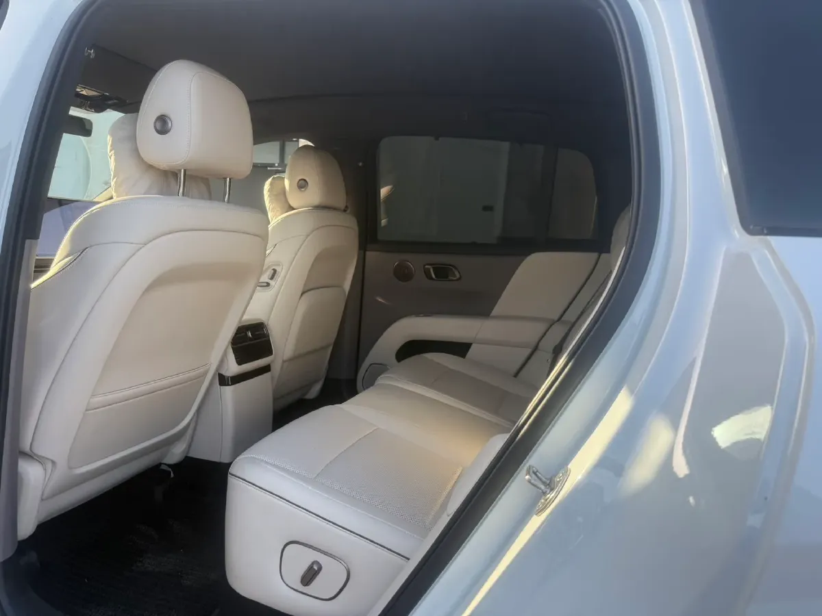 2025 Li i6 BEV,autocango,china used car exporter,china ev exporter,chinese used car exporter,chinese used ev exporter