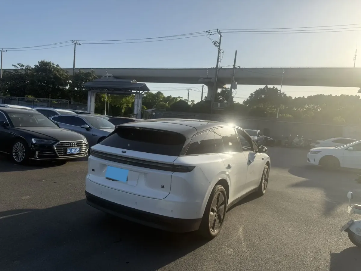 2025 Li i6 BEV,autocango,china used car exporter,china ev exporter,chinese used car exporter,chinese used ev exporter