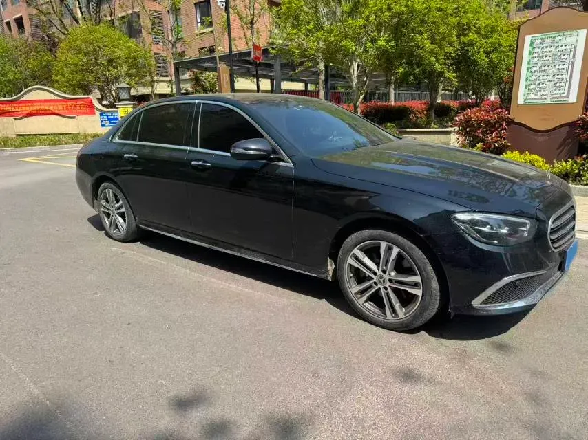 2022 Mercedes-Benz E Class 2.0T 197HP L4 9AT,autocango,china used car exporter,china ev exporter,chinese used car exporter,chinese used ev exporter