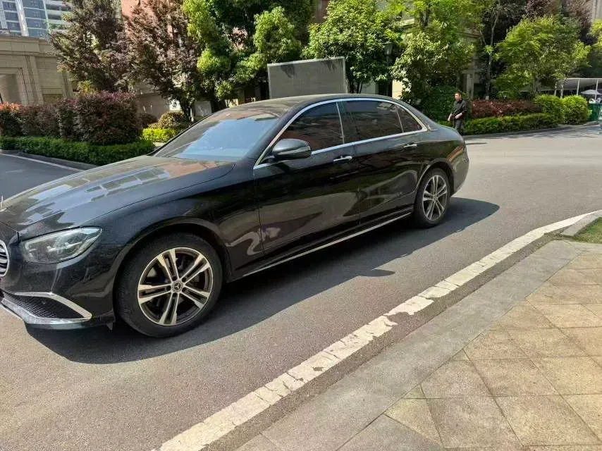 2022 Mercedes-Benz E Class 2.0T 197HP L4 9AT,autocango,china used car exporter,china ev exporter,chinese used car exporter,chinese used ev exporter