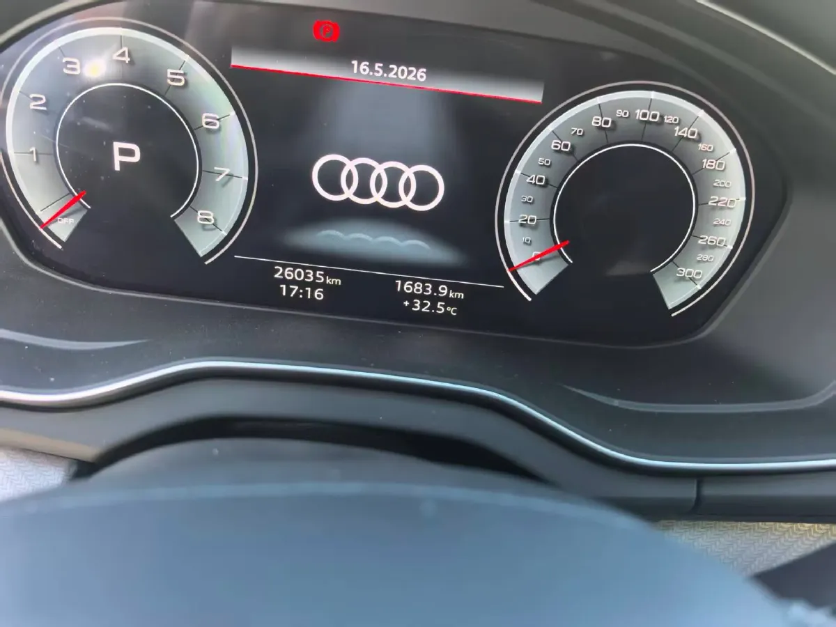 2023 Audi Q5L 2.0T 190HP L4 7DCT,autocango,china used car exporter,china ev exporter,chinese used car exporter,chinese used ev exporter