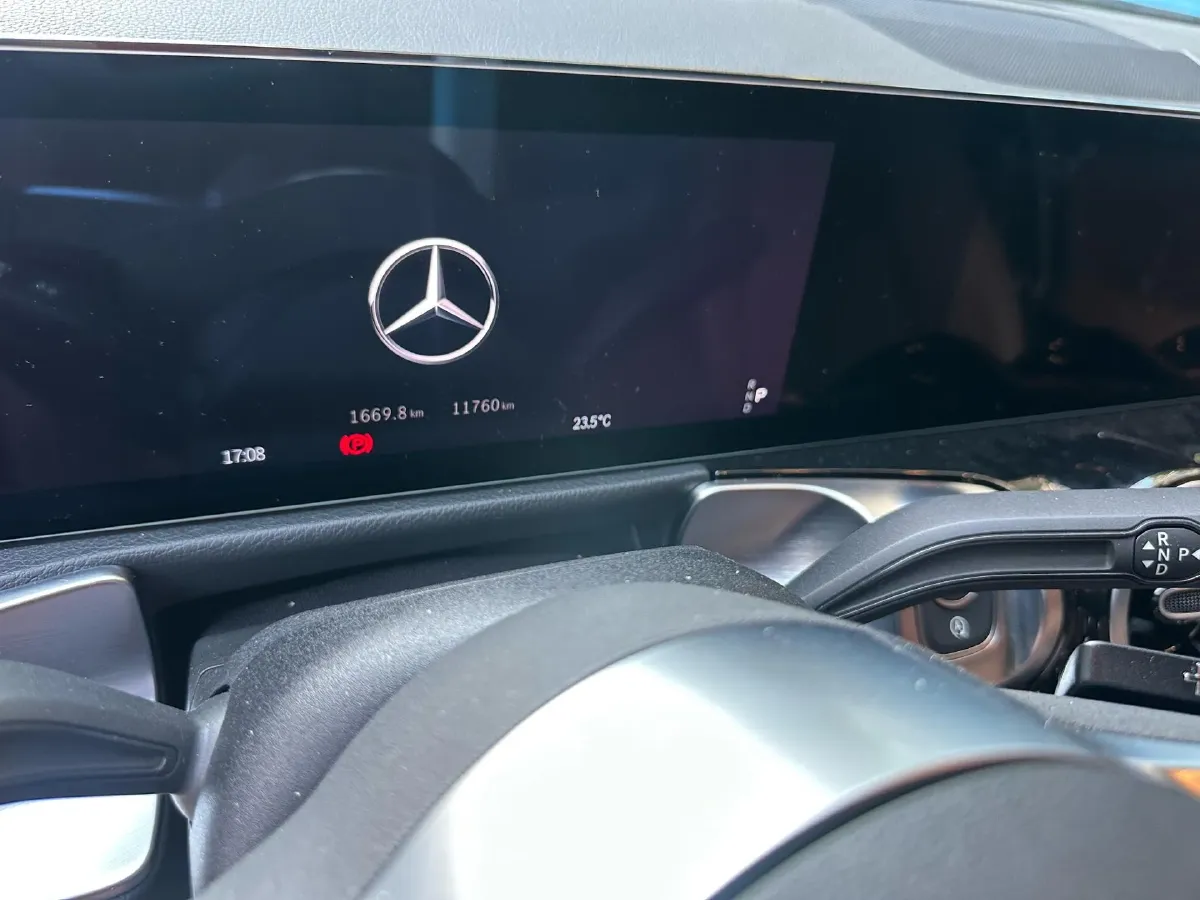 2025 Mercedes-Benz GLB Class 1.3T 163HP L4 7DCT,autocango,china used car exporter,china ev exporter,chinese used car exporter,chinese used ev exporter