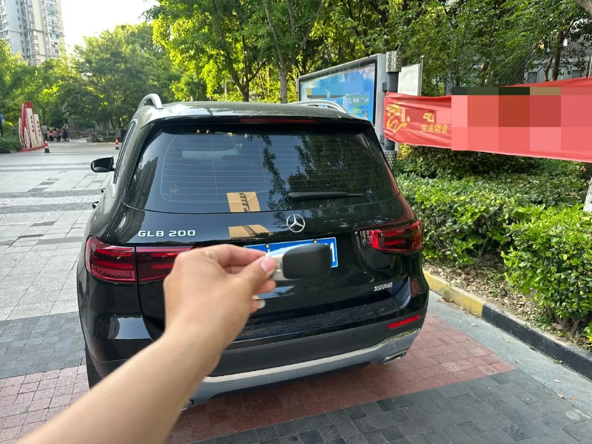 2025 Mercedes-Benz GLB Class 1.3T 163HP L4 7DCT,autocango,china used car exporter,china ev exporter,chinese used car exporter,chinese used ev exporter
