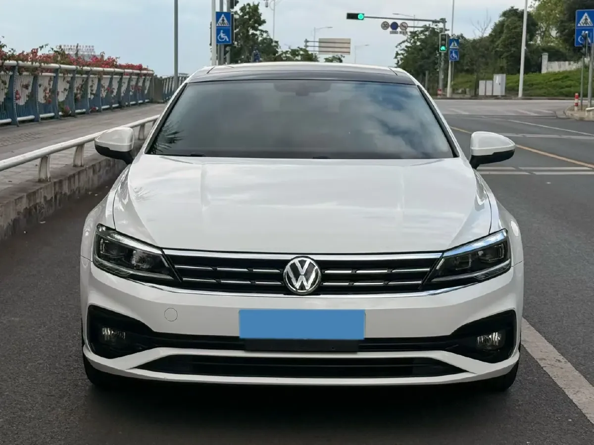 2021 Volkswagen Lamando 1.4T 150HP L4 7DCT,autocango,china used car exporter,china ev exporter,chinese used car exporter,chinese used ev exporter