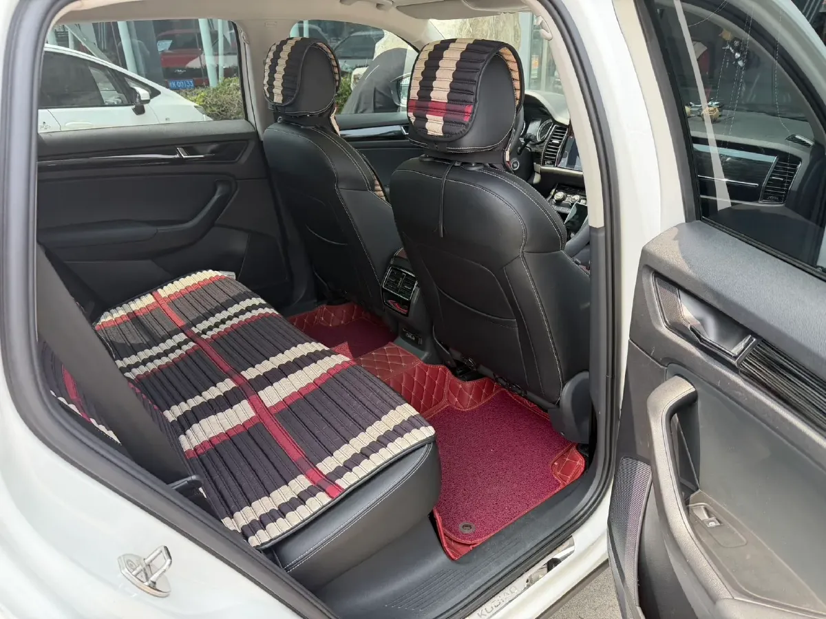 2018 Skoda Kodiak 2.0T 186HP L4 7DCT,autocango,china used car exporter,china ev exporter,chinese used car exporter,chinese used ev exporter