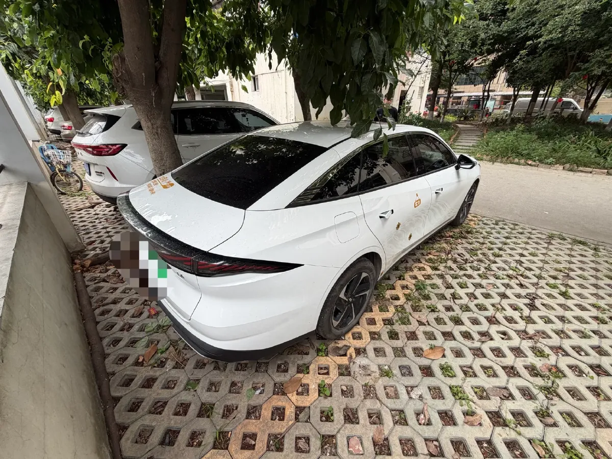 2024 Geely Galaxy L6 1.5T 163HP L4 3DHT PHEV,autocango,china used car exporter,china ev exporter,chinese used car exporter,chinese used ev exporter