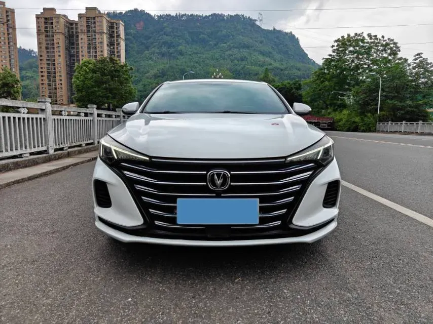 2020 ChangAn Eado 1.6L 128HP L4 5MT,autocango,china used car exporter,china ev exporter,chinese used car exporter,chinese used ev exporter