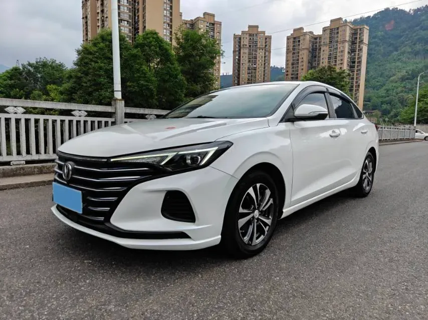 2020 ChangAn Eado 1.6L 128HP L4 5MT,autocango,china used car exporter,china ev exporter,chinese used car exporter,chinese used ev exporter