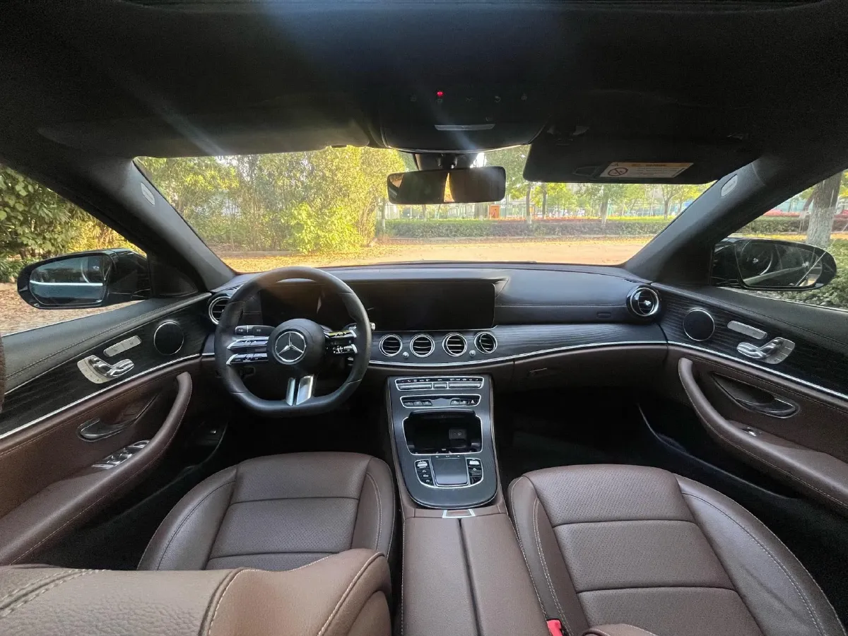 2021 Mercedes-Benz E Class 2.0T 258HP L4 9AT,autocango,china used car exporter,china ev exporter,chinese used car exporter,chinese used ev exporter