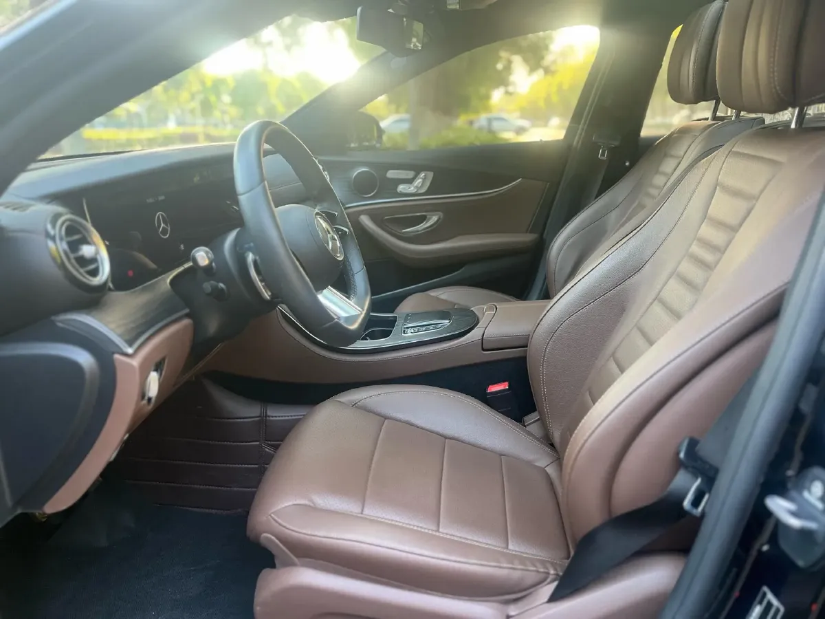 2021 Mercedes-Benz E Class 2.0T 258HP L4 9AT,autocango,china used car exporter,china ev exporter,chinese used car exporter,chinese used ev exporter