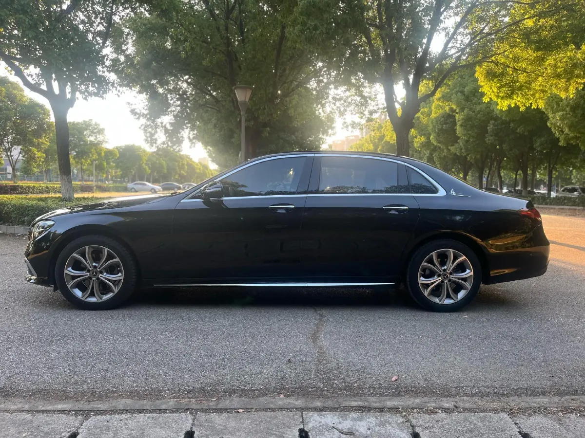 2021 Mercedes-Benz E Class 2.0T 258HP L4 9AT,autocango,china used car exporter,china ev exporter,chinese used car exporter,chinese used ev exporter