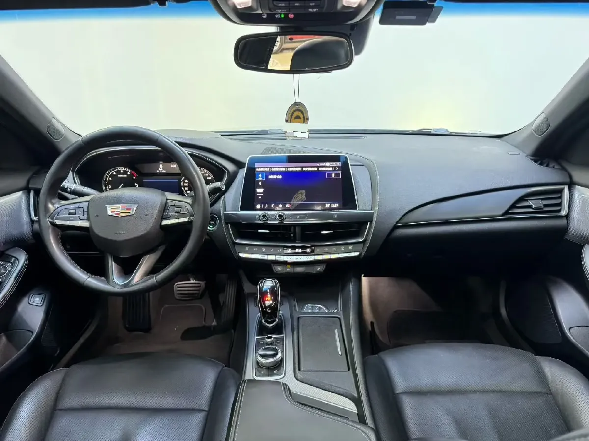 2020 Cadillac CT5 2.0T 237HP L4 10AT,autocango,china used car exporter,china ev exporter,chinese used car exporter,chinese used ev exporter