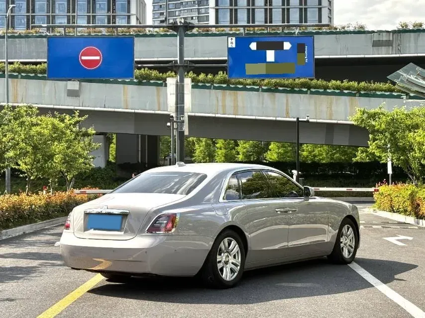 2021 Rolls-Royce Ghost 6.7T 571HP V12 8AT,autocango,china used car exporter,china ev exporter,chinese used car exporter,chinese used ev exporter