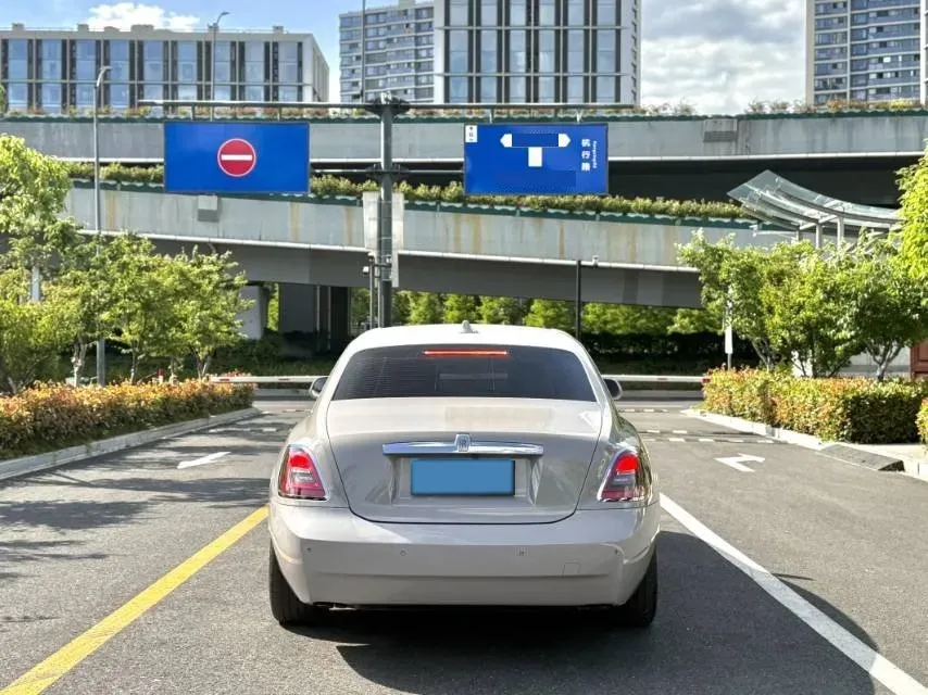 2021 Rolls-Royce Ghost 6.7T 571HP V12 8AT,autocango,china used car exporter,china ev exporter,chinese used car exporter,chinese used ev exporter