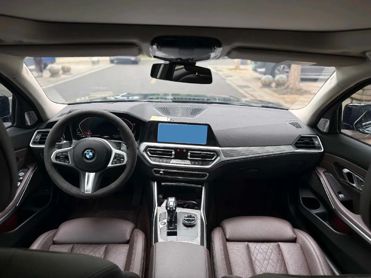 2022 BMW 3 Series 2.0T 184HP L4 8AT,autocango,china used car exporter,china ev exporter,chinese used car exporter,chinese used ev exporter
