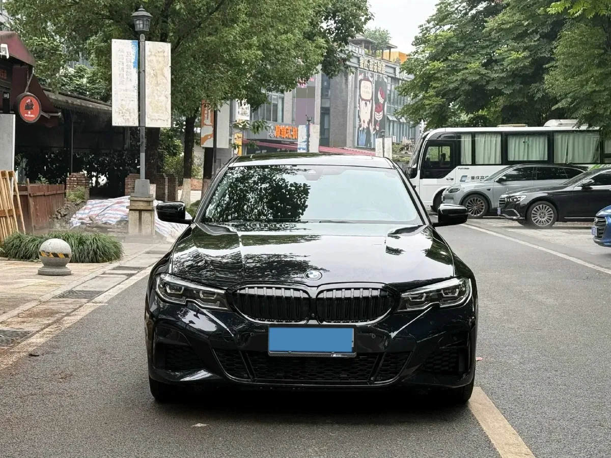 2022 BMW 3 Series 2.0T 184HP L4 8AT,autocango,china used car exporter,china ev exporter,chinese used car exporter,chinese used ev exporter