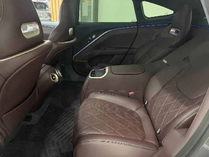 2024 Avatr 11 BEV 116KWH,autocango,china used car exporter,china ev exporter,chinese used car exporter,chinese used ev exporter