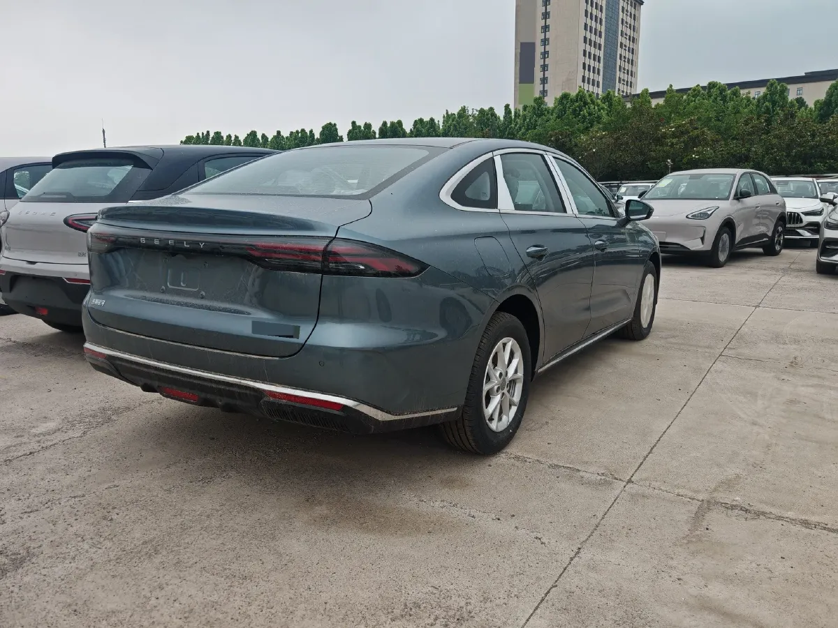2025 Geely Galaxy L6 1.5L 112HP L4 1DHT PHEV 8.5KWH,autocango,china used car exporter,china ev exporter,chinese used car exporter,chinese used ev exporter