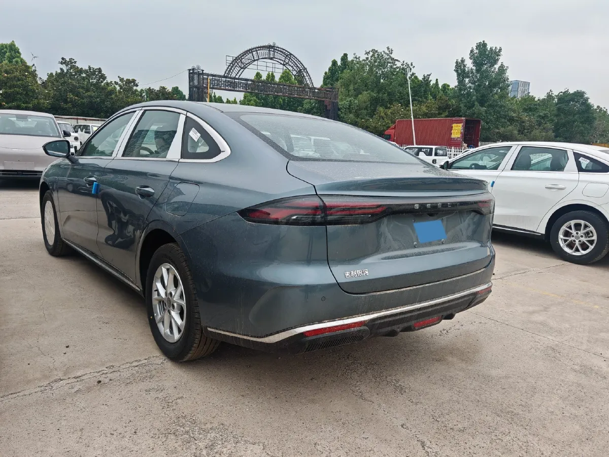 2025 Geely Galaxy L6 1.5L 112HP L4 1DHT PHEV 8.5KWH,autocango,china used car exporter,china ev exporter,chinese used car exporter,chinese used ev exporter