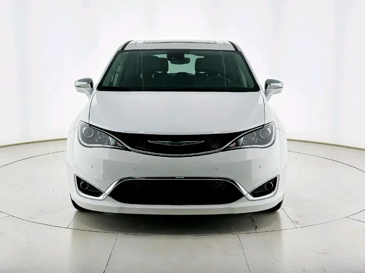 2018 Chrysler Pacifica 3.6L 245HP V6 E-CVT PHEV 16KWH,autocango,china used car exporter,china ev exporter,chinese used car exporter,chinese used ev exporter
