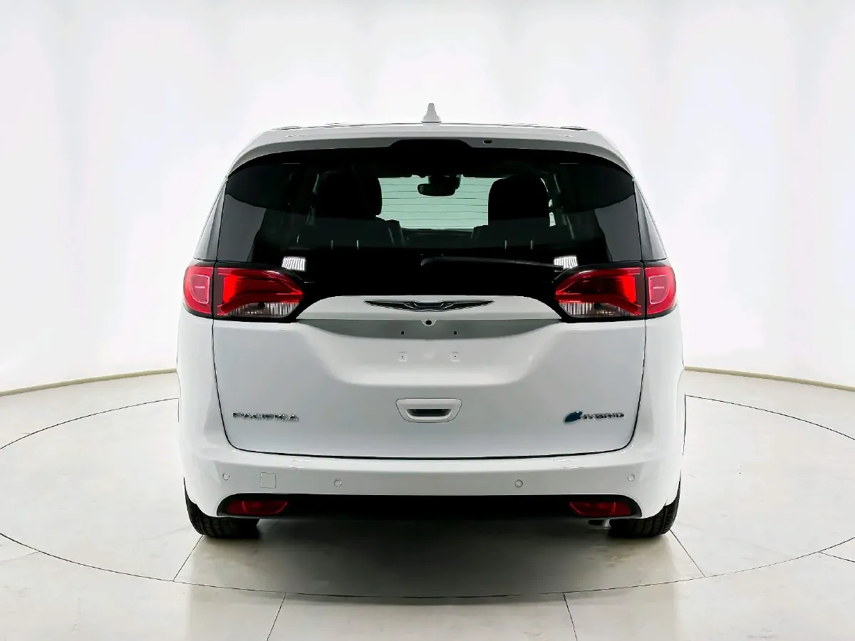 2018 Chrysler Pacifica 3.6L 245HP V6 E-CVT PHEV 16KWH,autocango,china used car exporter,china ev exporter,chinese used car exporter,chinese used ev exporter