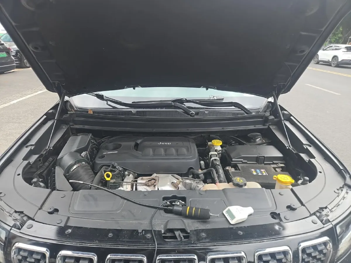 2021 Lincoln Corsair 2.0T 245HP L4 8AT,autocango,china used car exporter,china ev exporter,chinese used car exporter,chinese used ev exporter