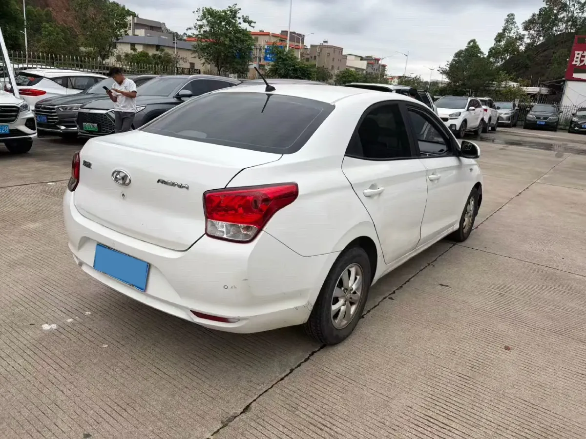 2017 Hyundai Reina 1.4L 95HP L4 4AT,autocango,china used car exporter,china ev exporter,chinese used car exporter,chinese used ev exporter