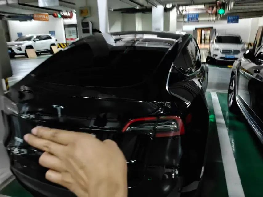 2022 Tesla Model Y BEV 60KWH,autocango,china used car exporter,china ev exporter,chinese used car exporter,chinese used ev exporter